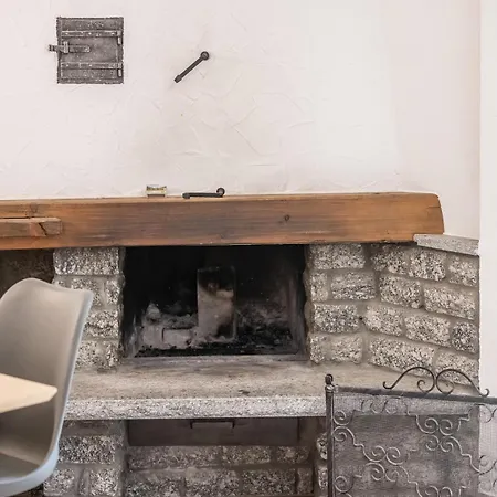 Half With Garden & Balcony - 2' To Bus Laax