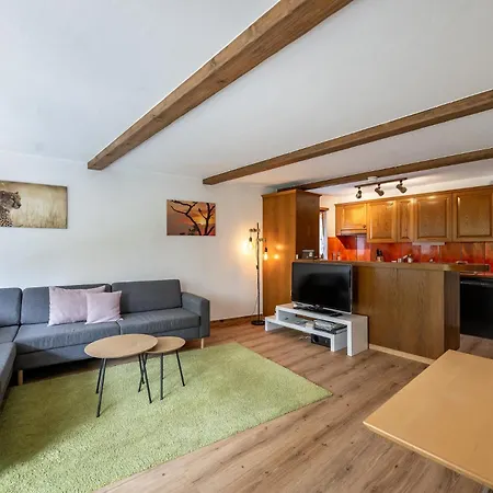 Apartamento Half With Garden & Balcony - 2' To Bus *