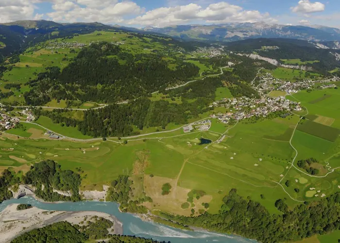 Half With Garden & Balcony - 2' To Bus Apartment Laax