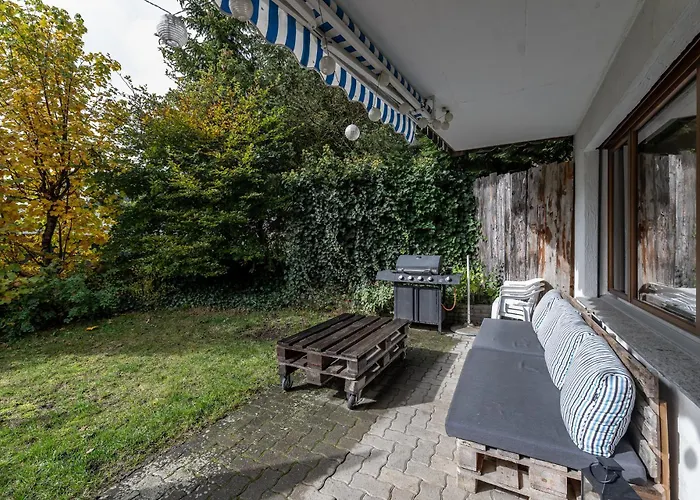 Apartment Half With Garden & Balcony - 2' To Bus *