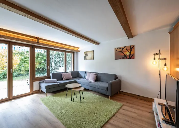 Appartement Half With Garden & Balcony - 2' To Bus Laax