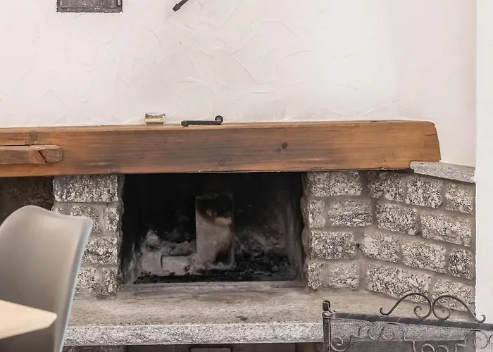 Half With Garden & Balcony - 2' To Bus Laax