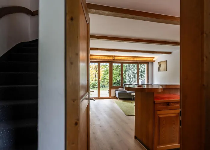 Apartment Half With Garden & Balcony - 2' To Bus Laax