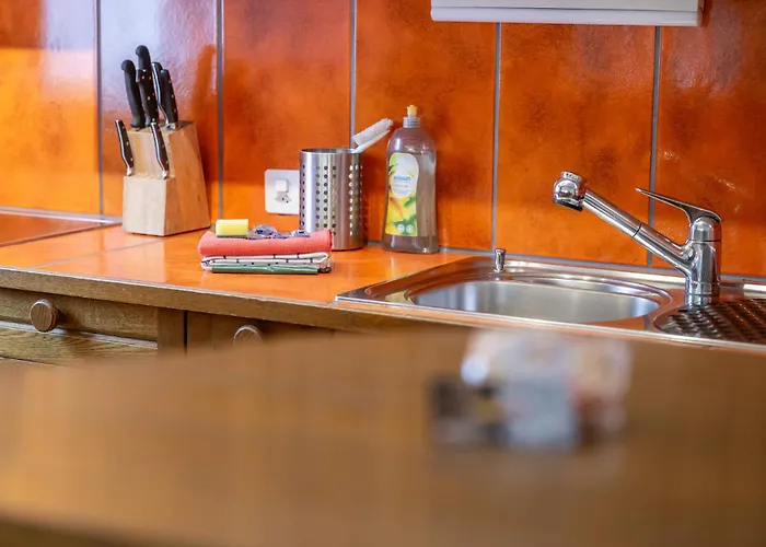 Apartment Half With Garden & Balcony - 2' To Bus Laax