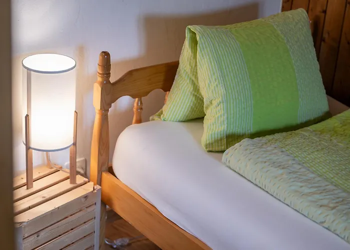 Appartement Half With Garden & Balcony - 2' To Bus Laax