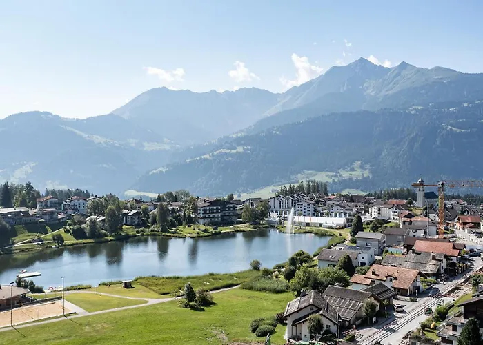 Half With Garden & Balcony - 2' To Bus Appartement